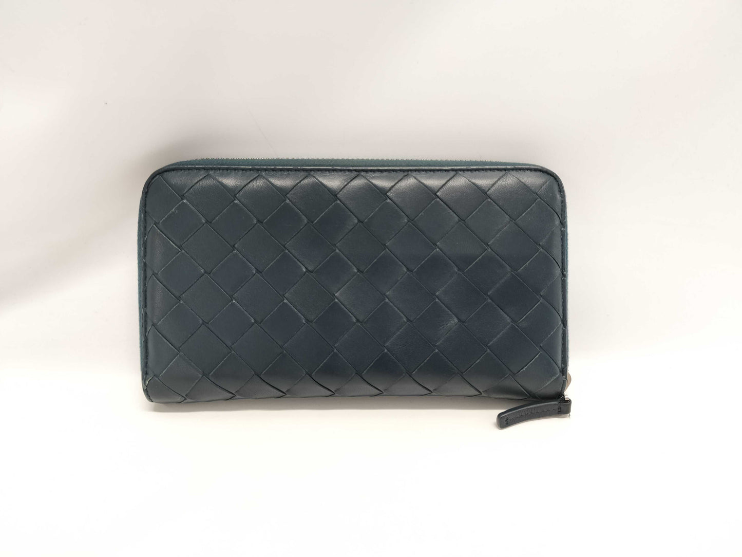BOTTEGA VENETA Intrecciato Round Zip Long Wallet, Black