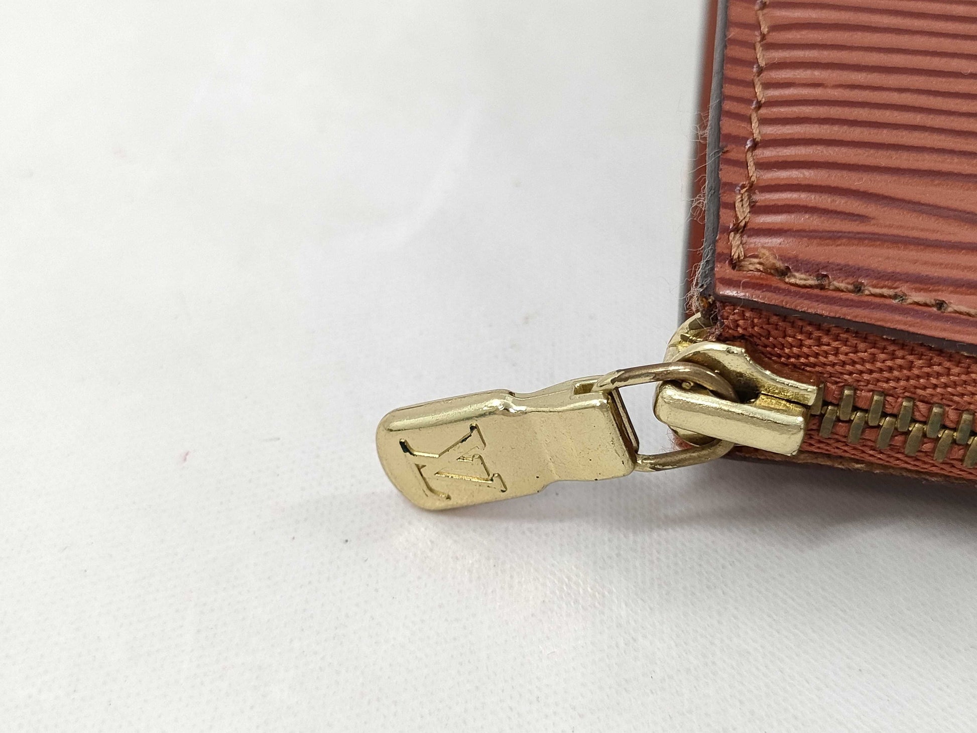 LOUIS VUITTON Epi Pouch Handbag