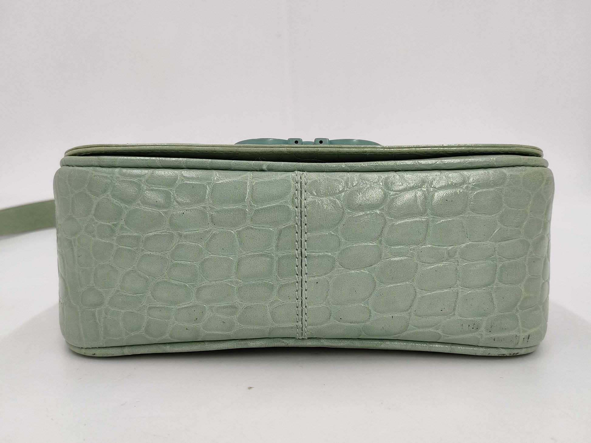 Salvatore Ferragamo Gancini Embossed/Green Shoulder Bag