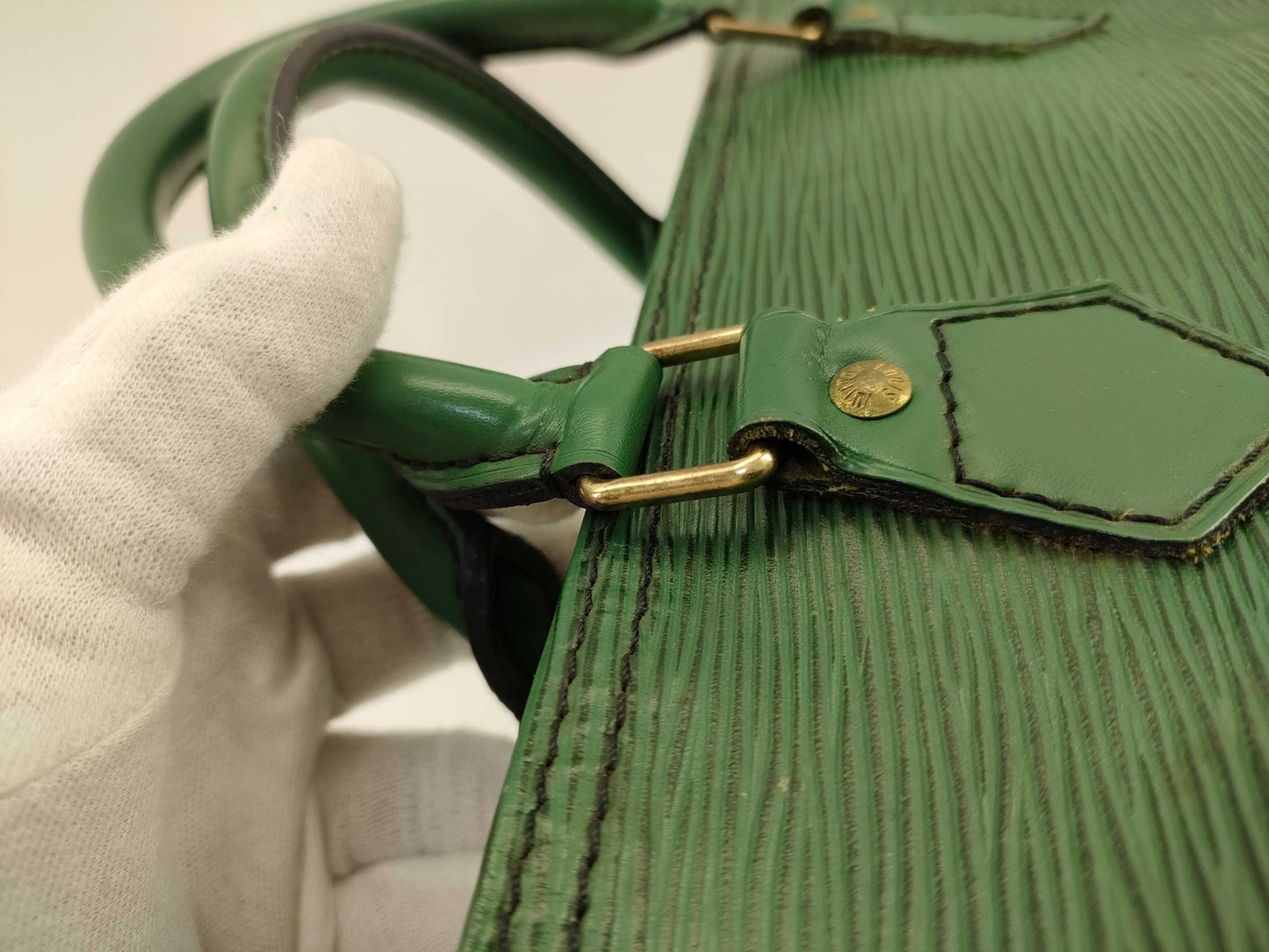LOUIS VUITTON Epi Speedy 30 Boston Bag