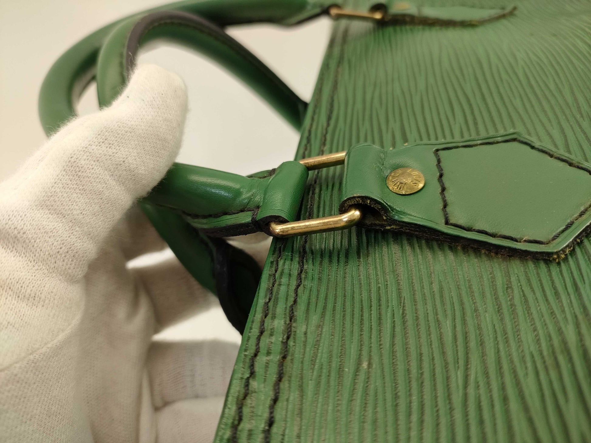 LOUIS VUITTON Epi Speedy 30 Boston Bag