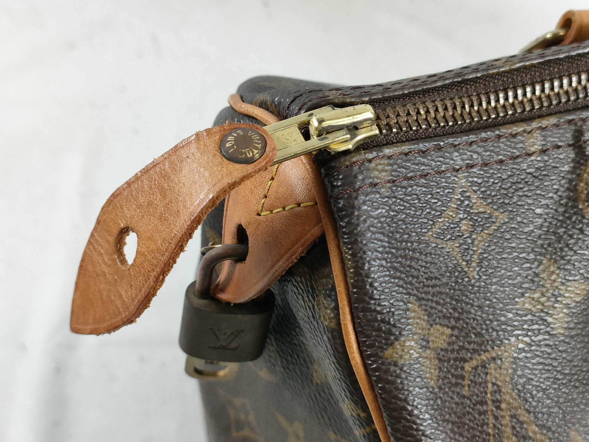 LOUIS VUITTON RFID Unverified TH 0072 Monogram M41108 Speedy 30 Handbag