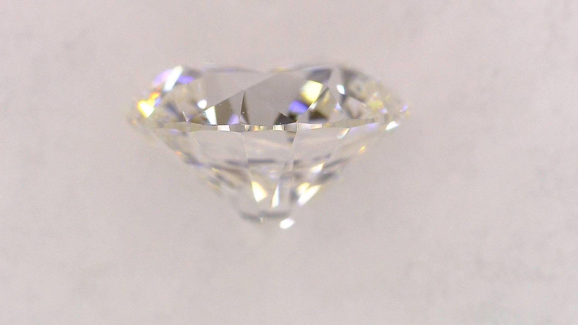 0.591ct F VVS-1 VERY GOOD/GD/VG MEDIUM BLUE NATURAL 5.36-5.41X3.31mm Loose Diamond