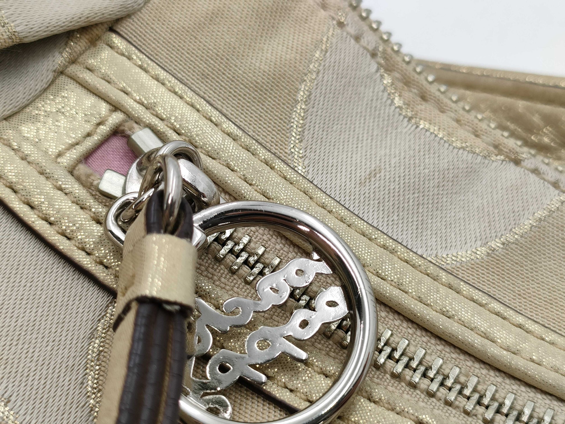COACH Signature Shoulder Bag *2 Shoulder Bag