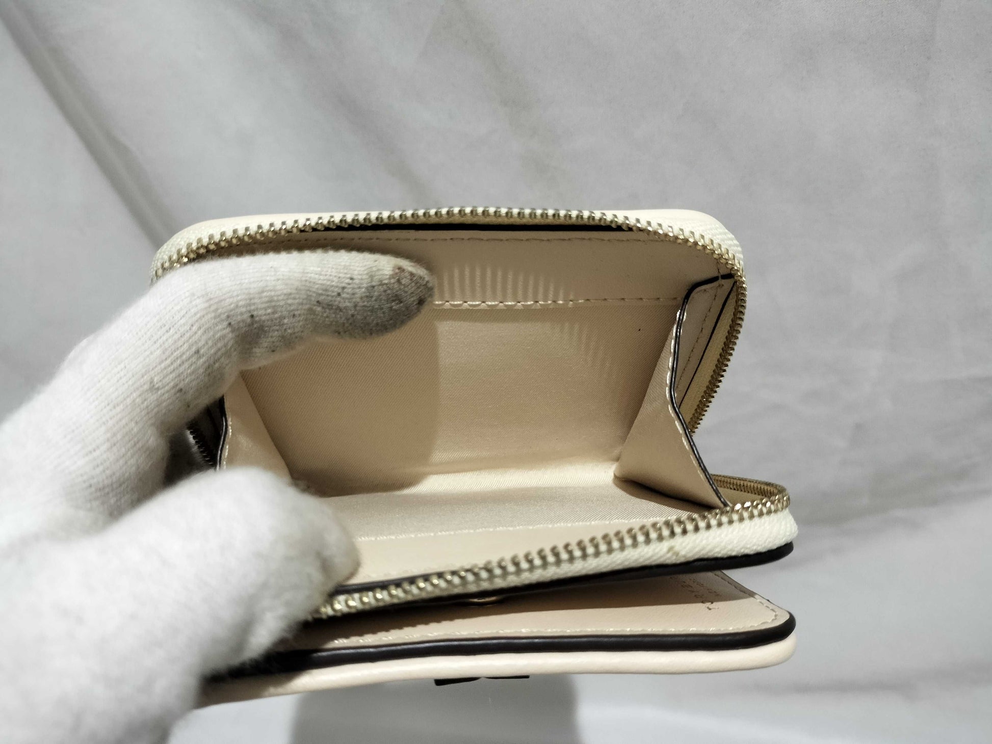 Tory Burch Designer Folding Wallet, Good Condition