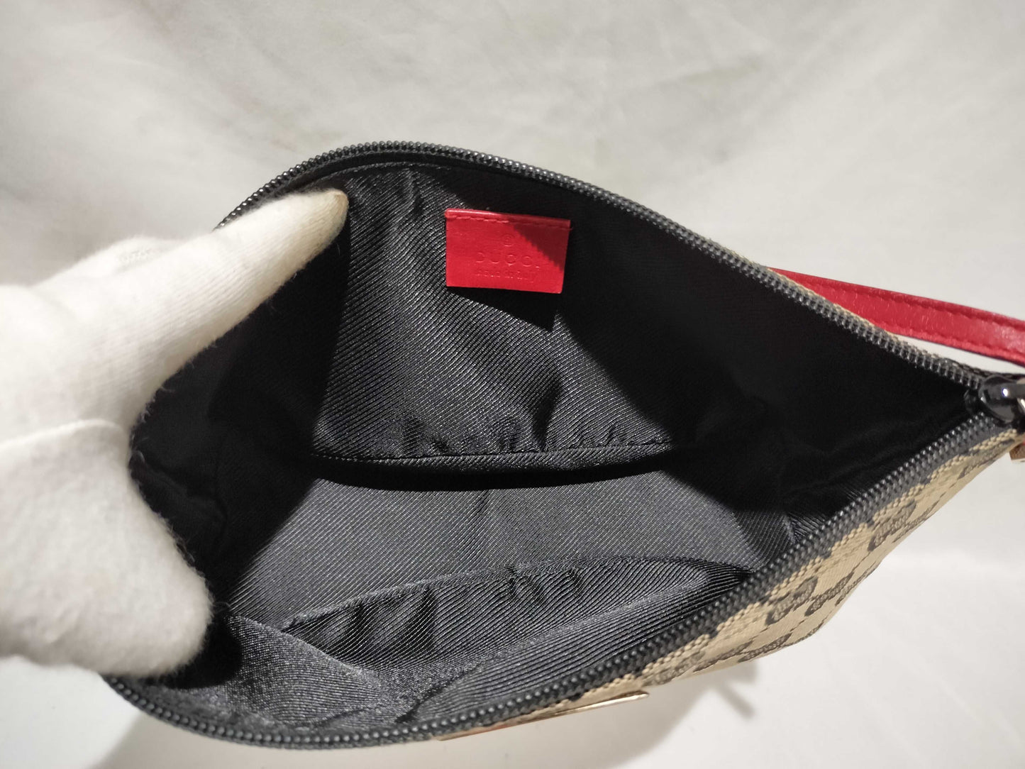 GUCCI GG Canvas One-Shoulder Bag / 039・1103 Pouch
