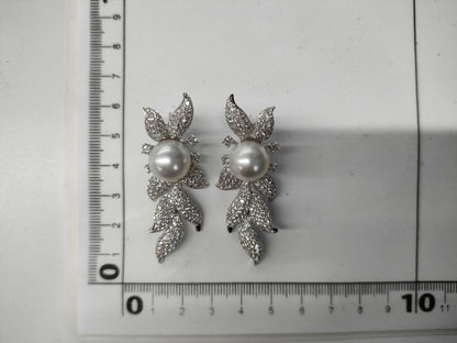 South Sea Pearl, Diameter approx. 12.0mm, D3.34ct / South Sea Pearl, Diameter approx. 11.8mm, D3.34ct, 18K White Gold, 22.8g, Earrings 