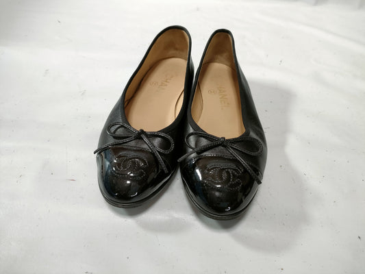 CHANEL Flat Shoes Patent Leather Toe Other Shoes
