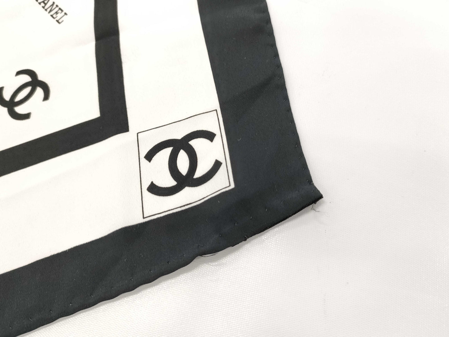 CHANEL Coco Mark Scarf