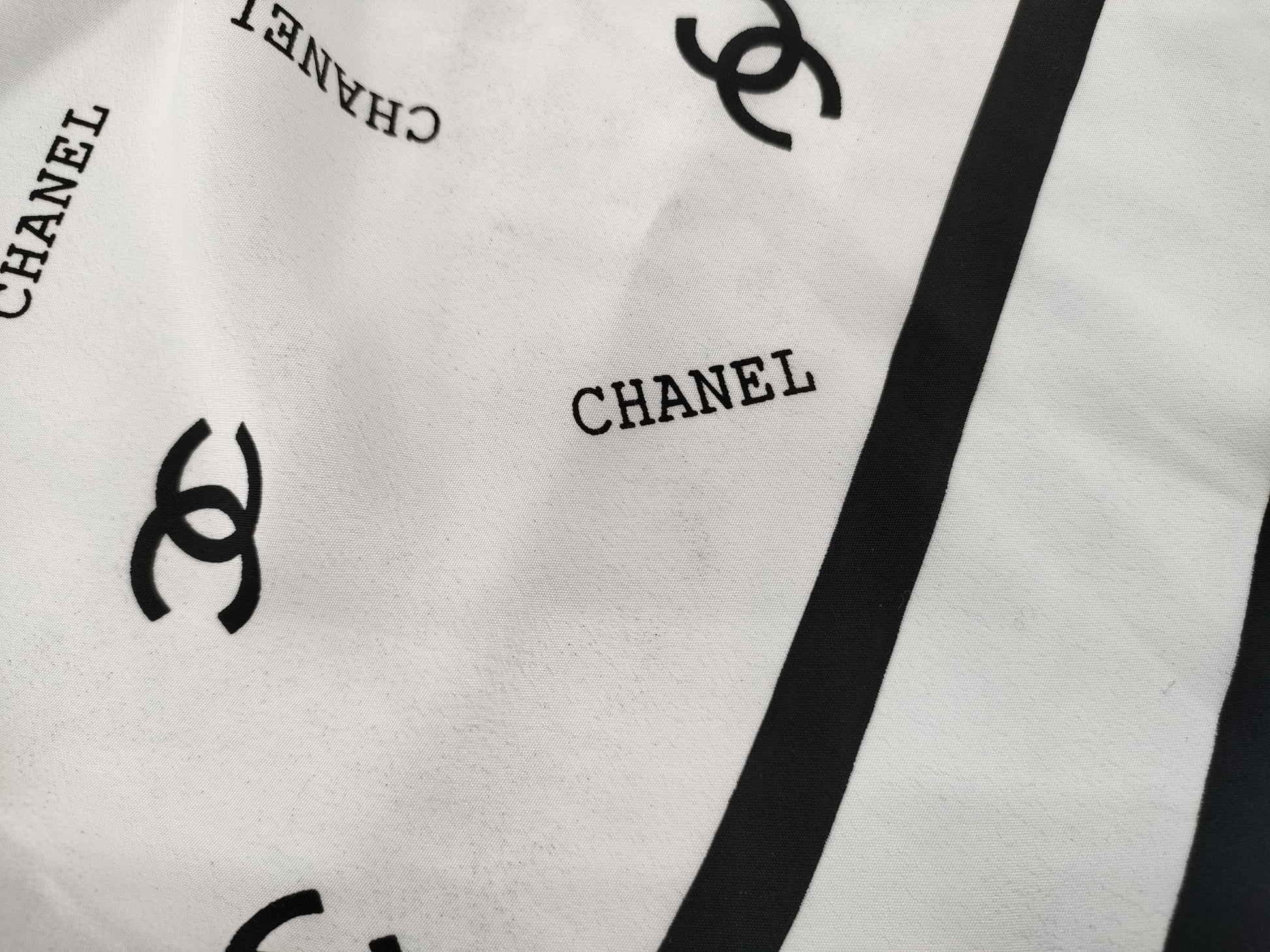 CHANEL Coco Mark Scarf