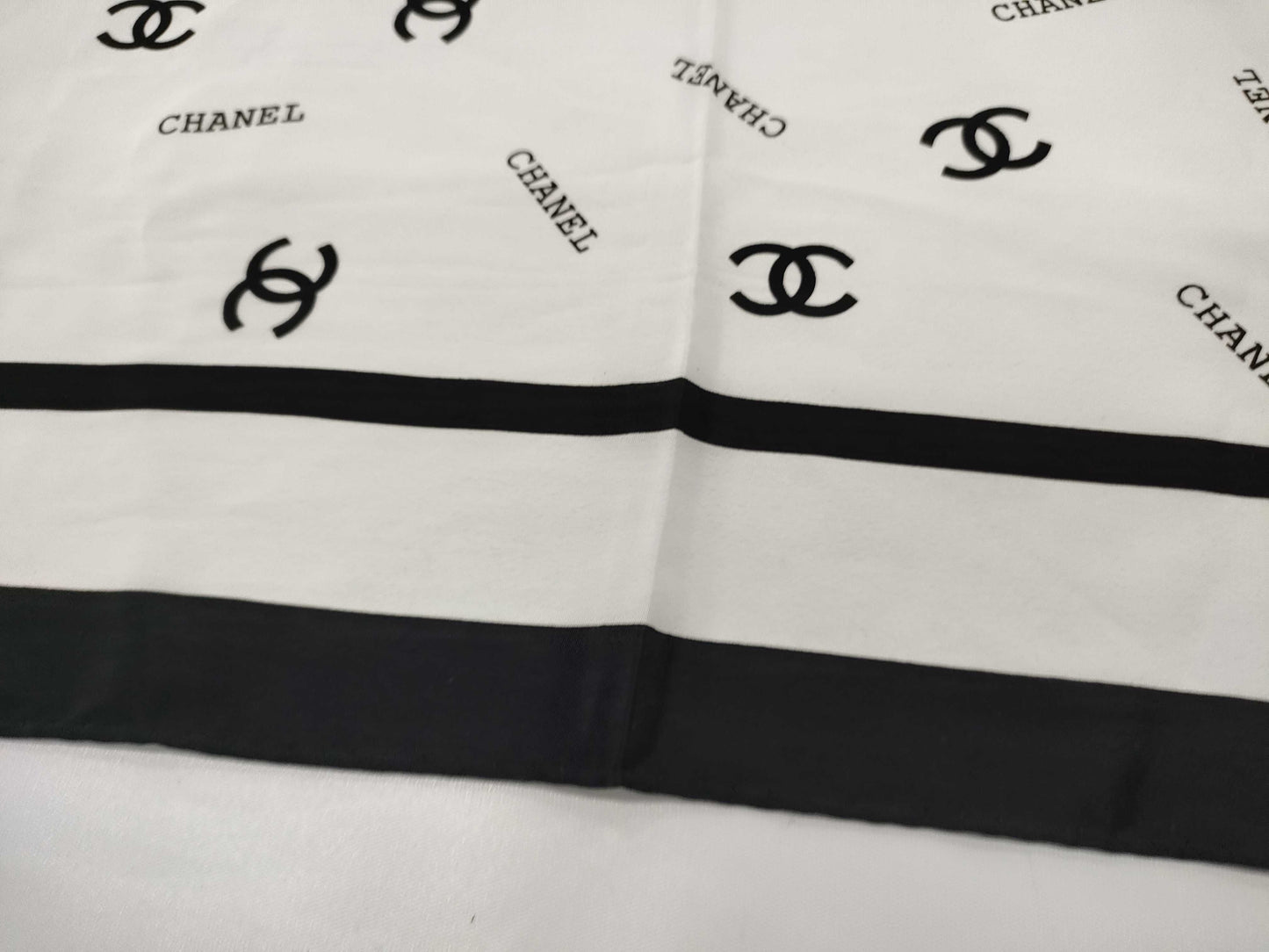 CHANEL Coco Mark Scarf