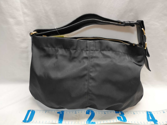 Salvatore Ferragamo AU-21 D337 Nylon and Leather One-Shoulder Bag