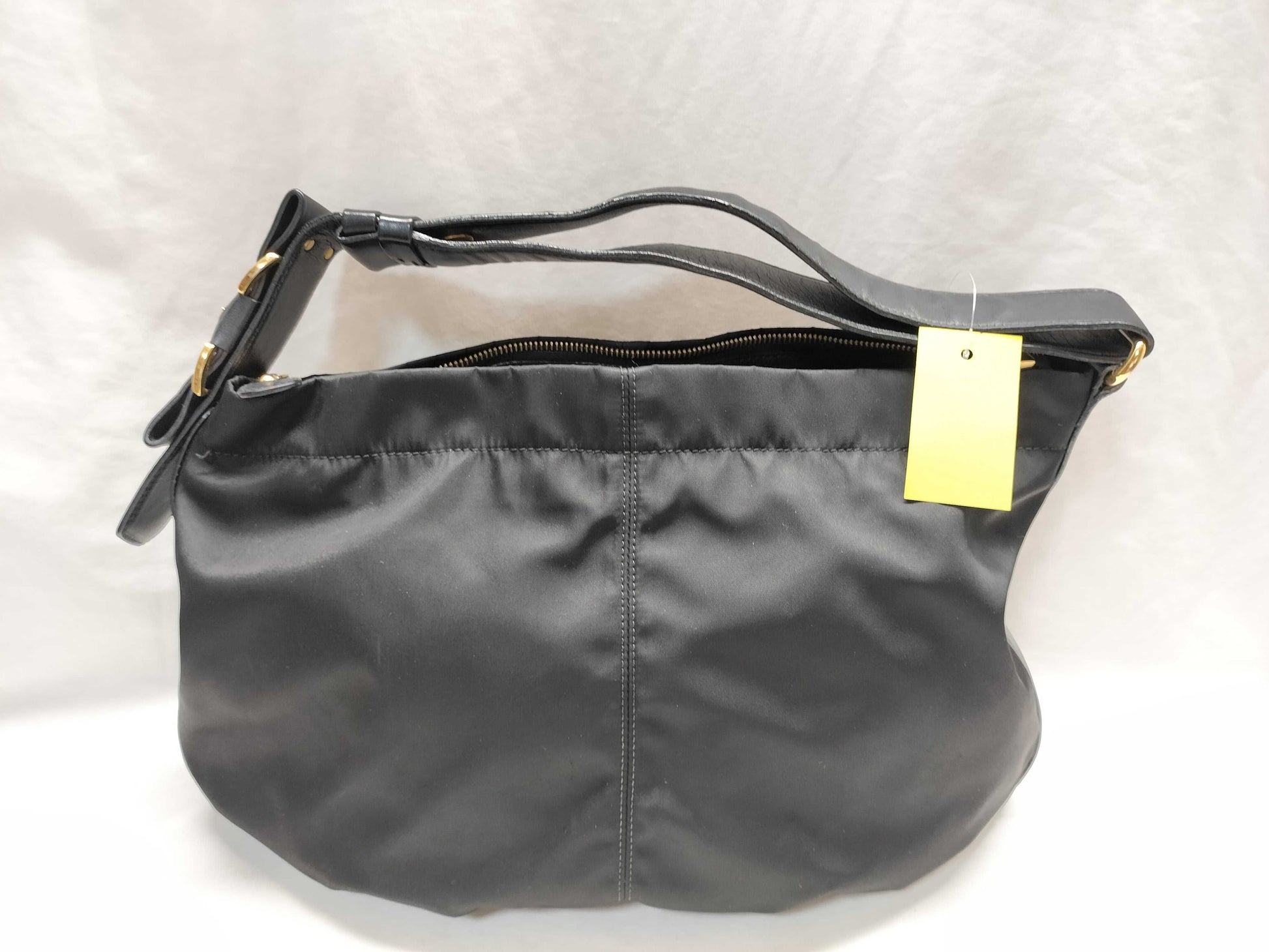 Salvatore Ferragamo AU-21 D337 Nylon and Leather One-Shoulder Bag