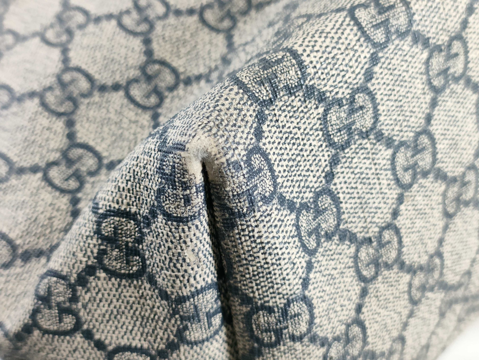 GUCCI GG Supreme Tote Bag 211137 Tote Bag