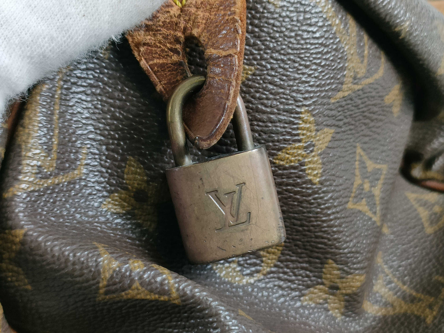 LOUIS VUITTON RFID Unverifiable VI 8910 Monogram M41108 Speedy 30 Handbag