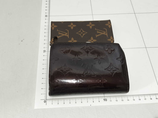 LOUIS VUITTON Vernis Viennois MI0057 / Smartphone Cases, Wallets, etc.