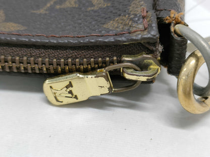 LOUIS VUITTON Monogram M40712 Pochette Accessoires Shoulder Bag with Interchangeable Strap