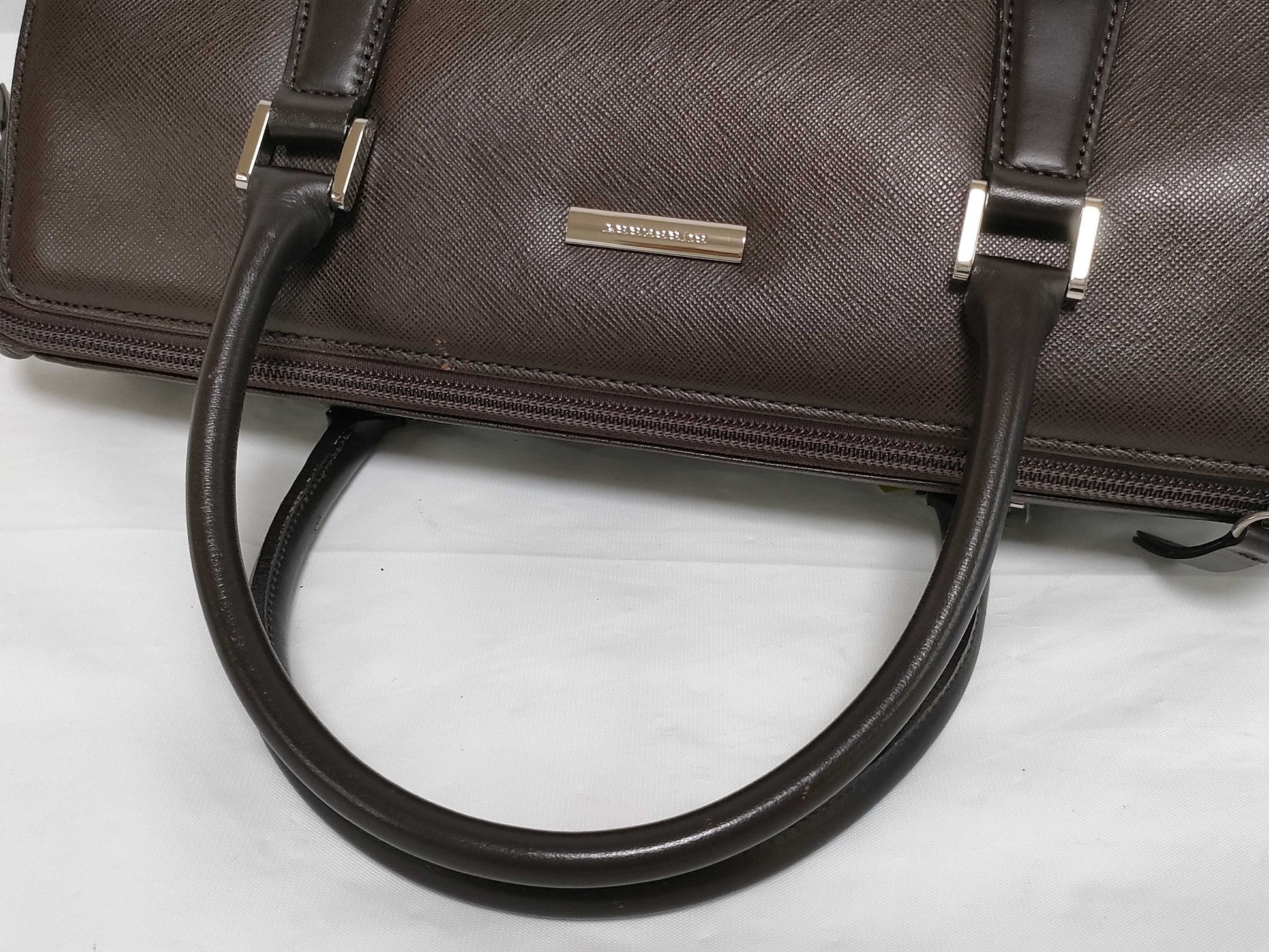 BURBERRY Handbag / Cylindrical / Brown / Color Transfer