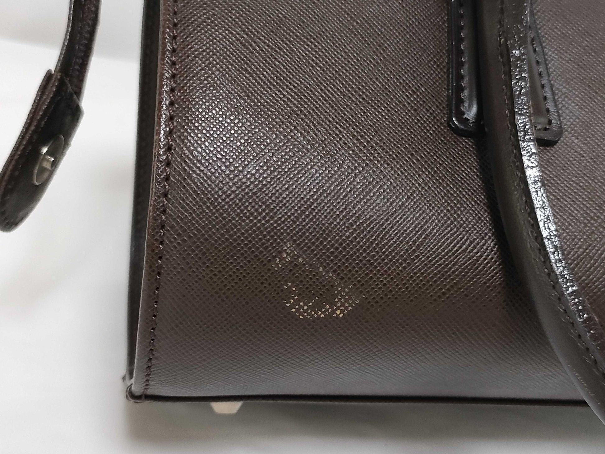 BURBERRY Handbag / Cylindrical / Brown / Color Transfer