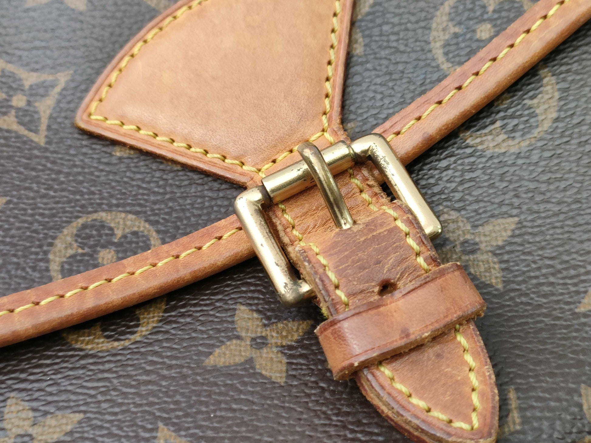 LOUIS VUITTON RFID Unverifiable, Serial Unverifiable, Monogram M42250 Sologne Shoulder Bag