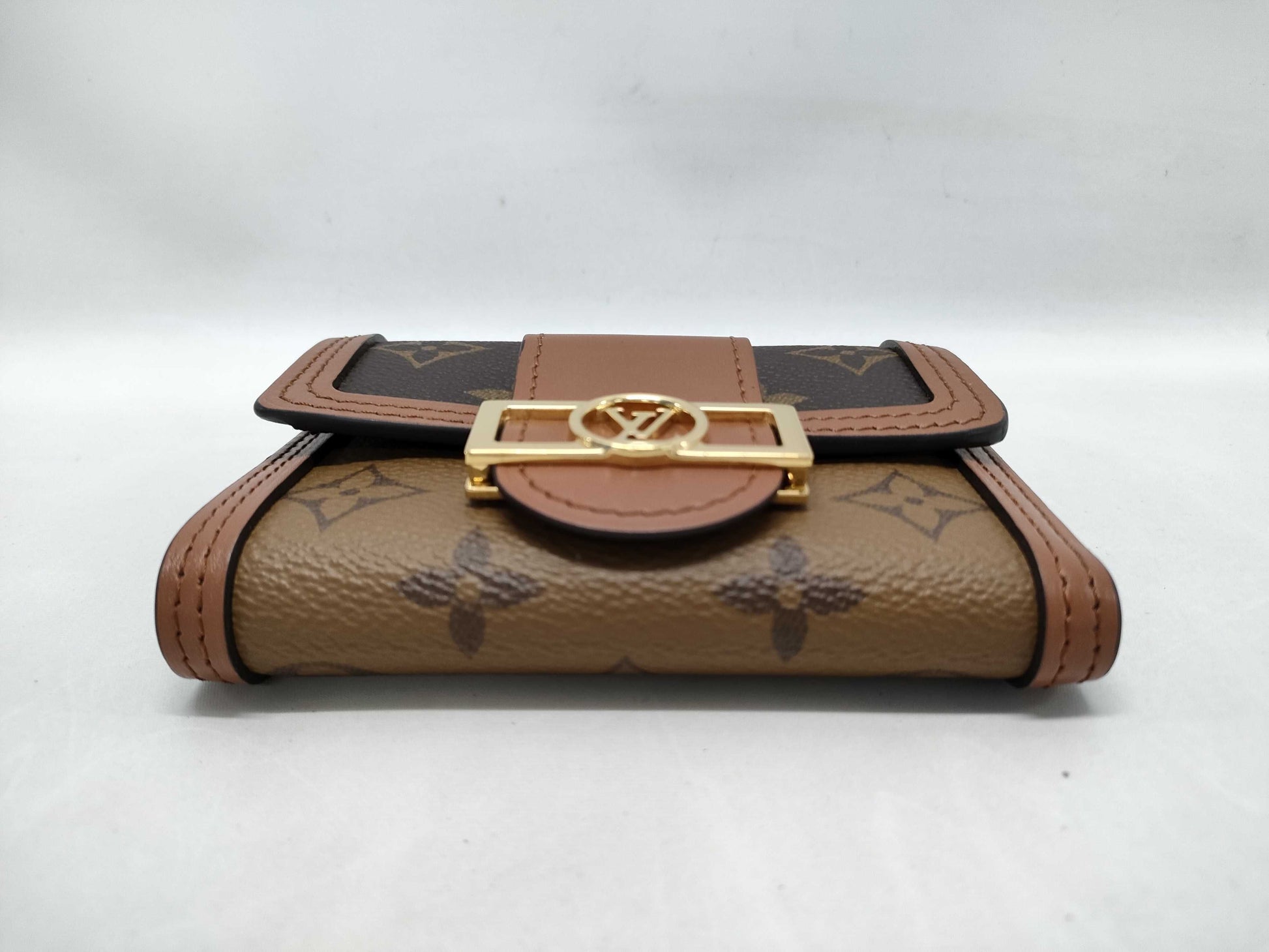 LOUIS VUITTON Monogram Reverse Portefeuille Dauphine Wallet
