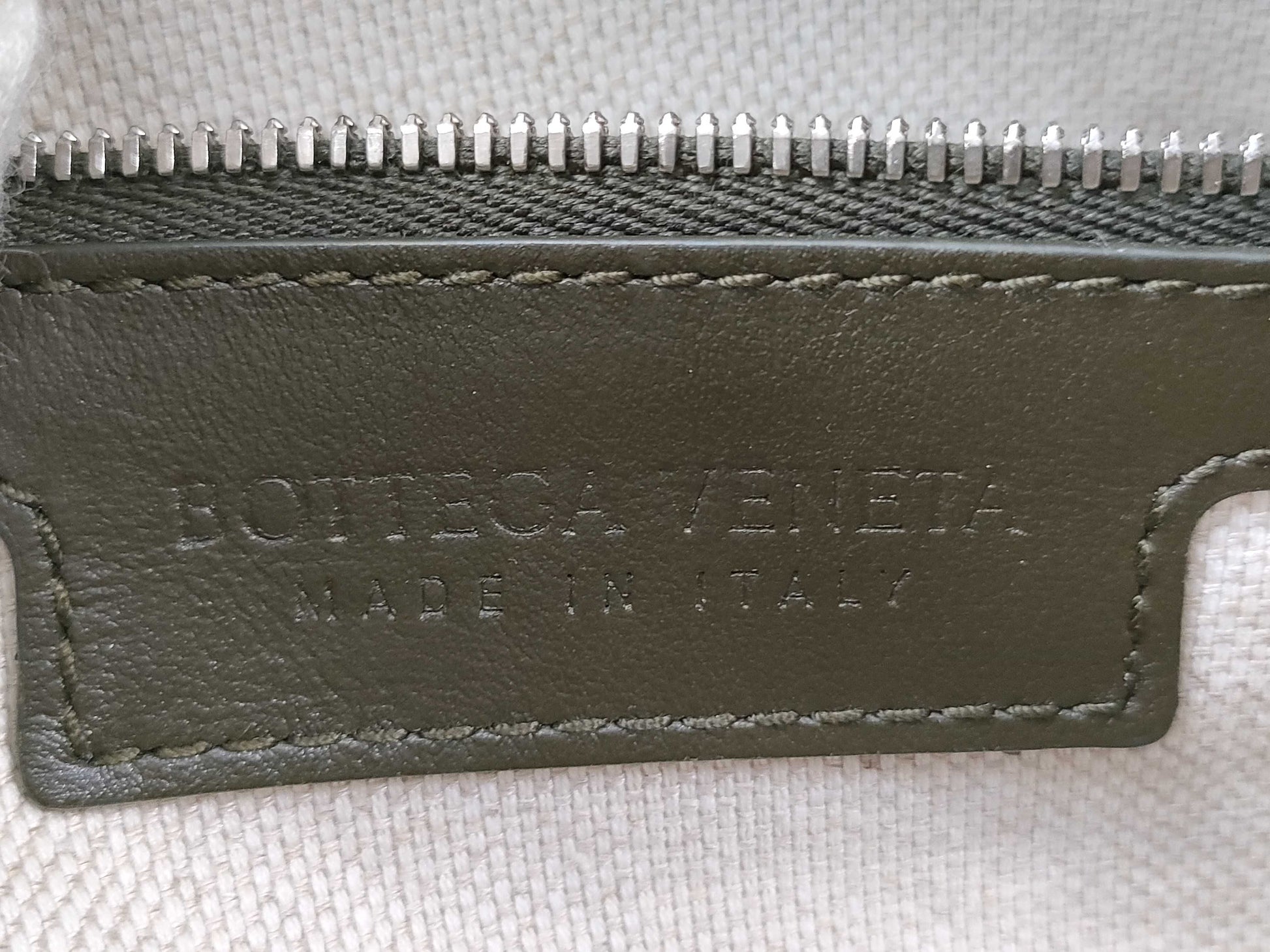 BOTTEGA VENETA Intrecciato Shoulder Bag