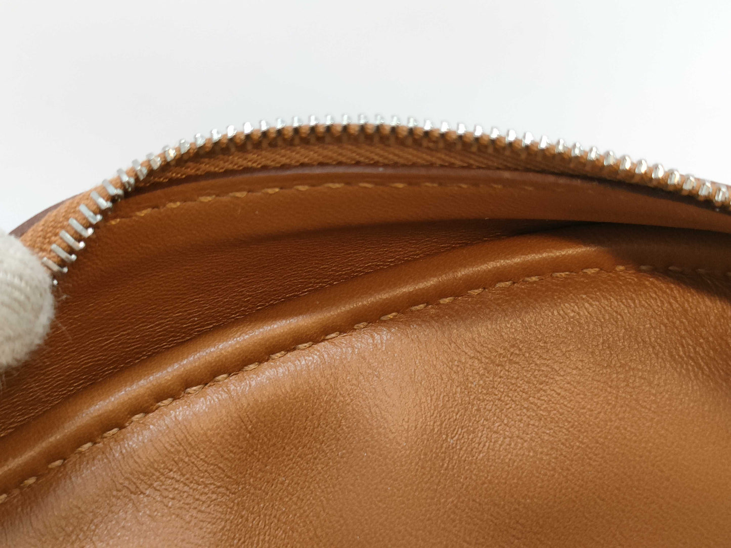 HERMES In the Loop Body Bag, Swift Leather, Gold