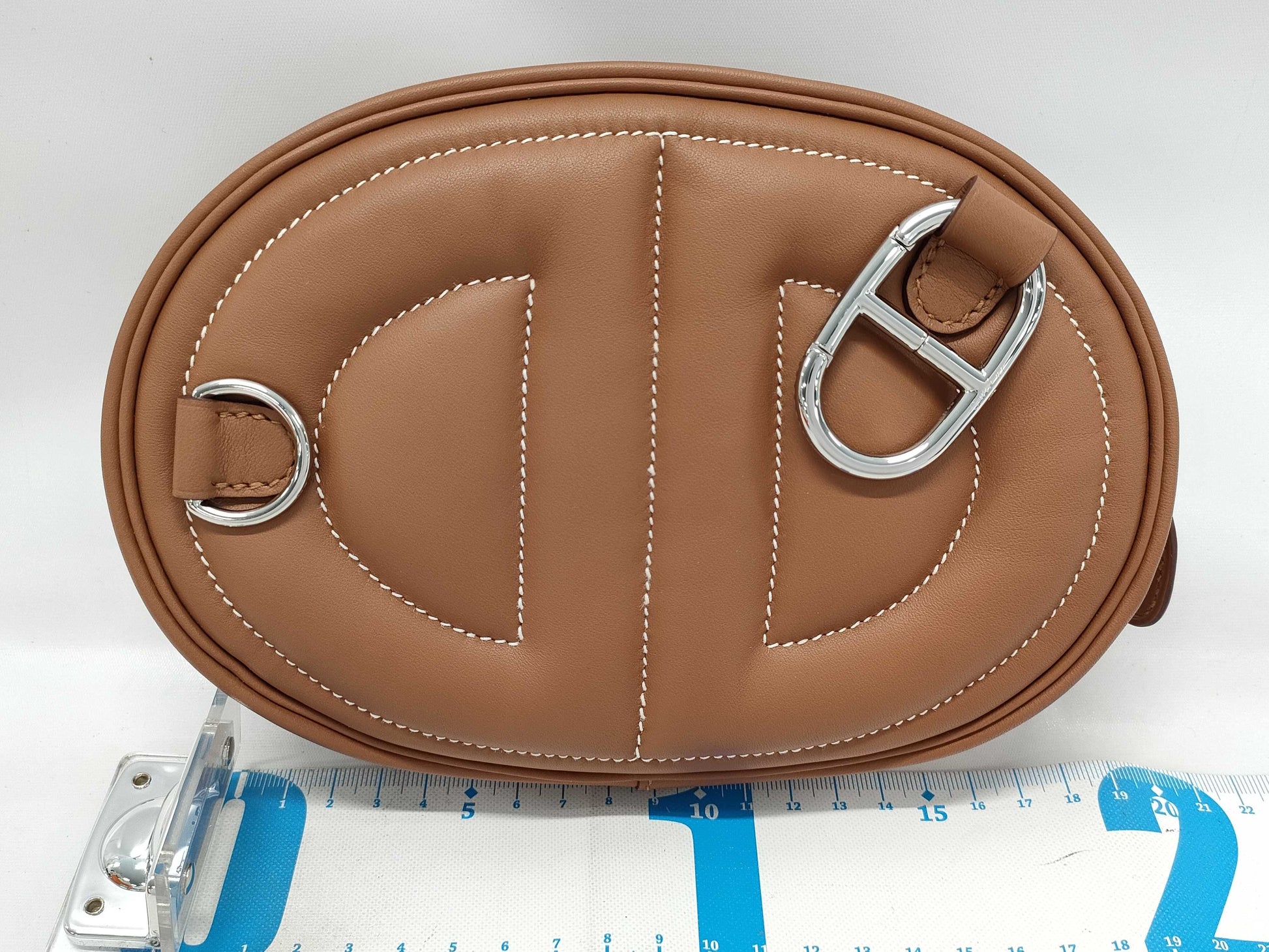 HERMES In the Loop Body Bag, Swift Leather, Gold