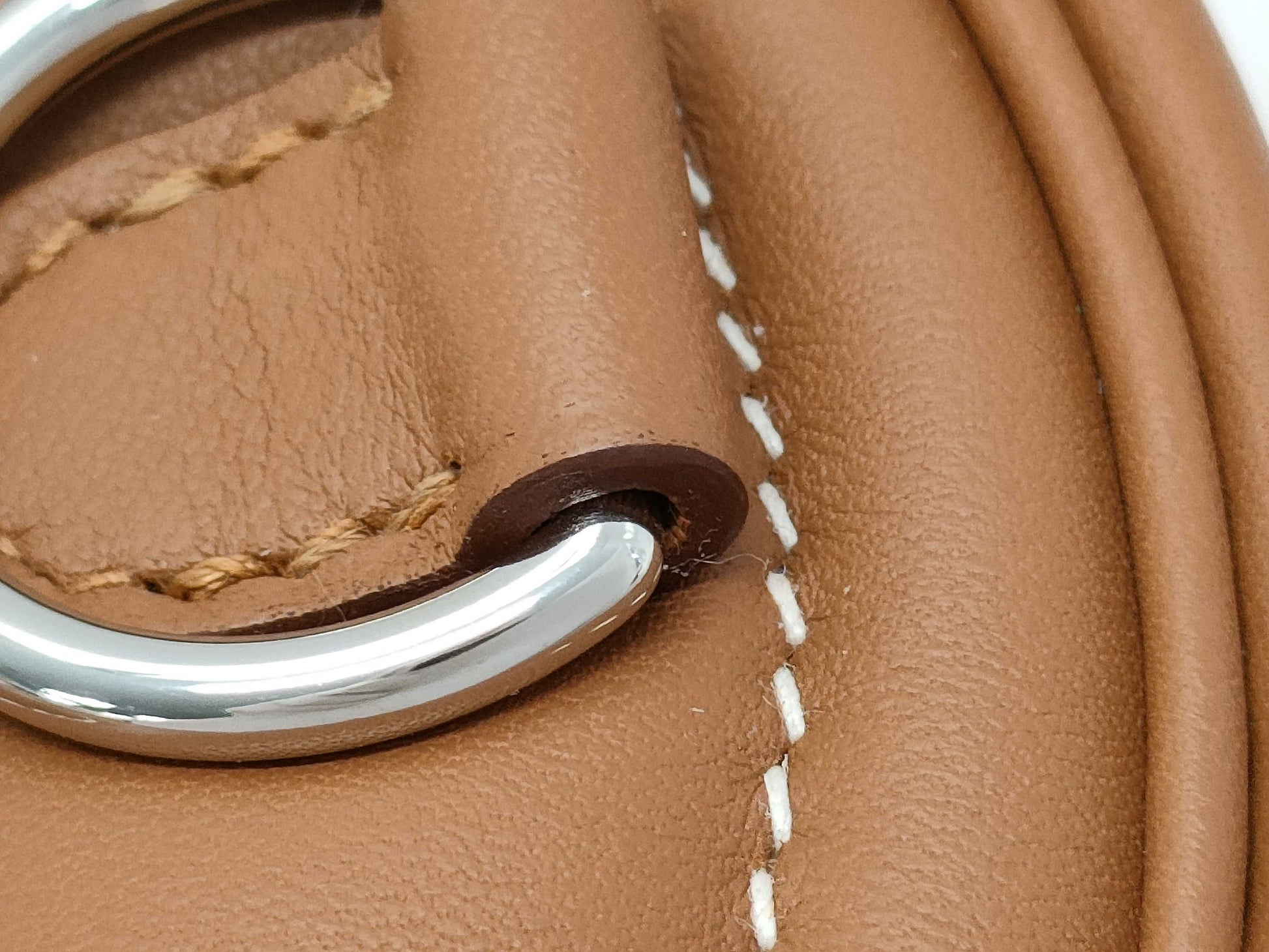 HERMES In the Loop Body Bag, Swift Leather, Gold