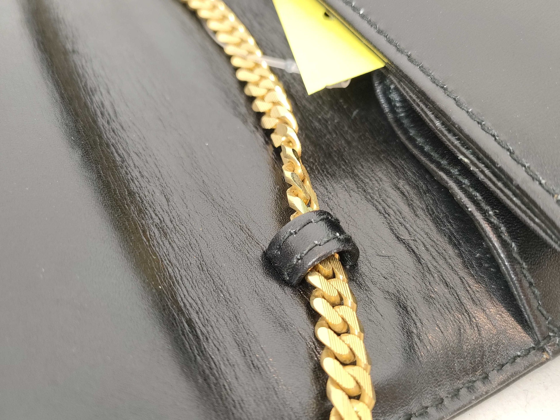 BALLY Calfskin Chain Shoulder Bag