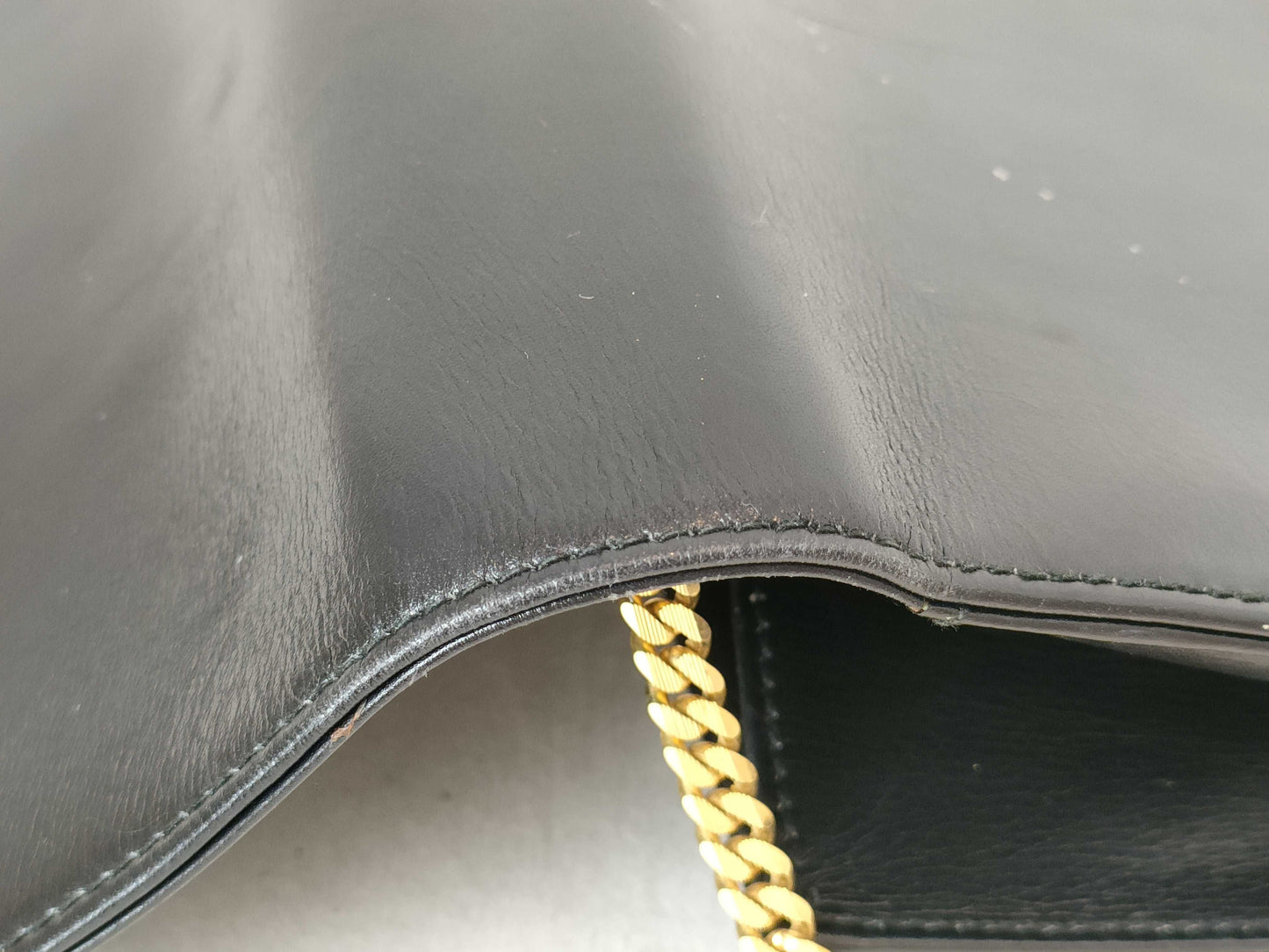 BALLY Calfskin Chain Shoulder Bag