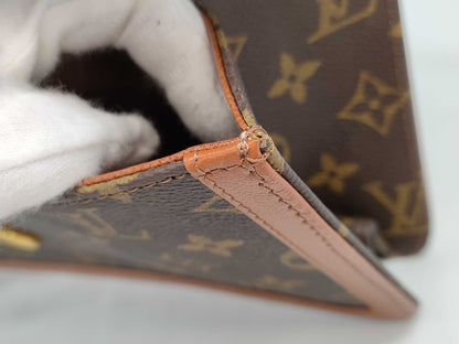 LOUIS VUITTON Monogram Pochette Dame Clutch Bag