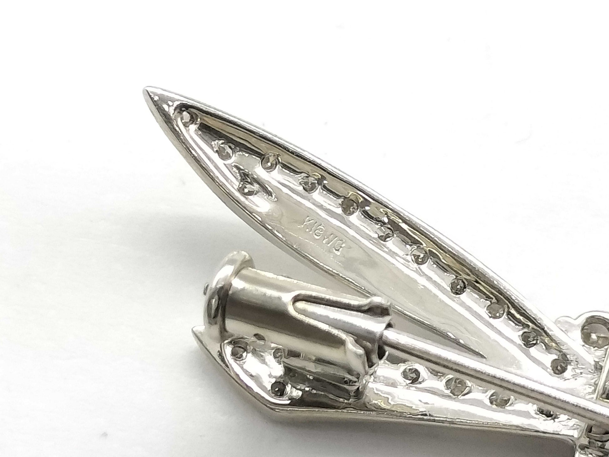 D 0.35ct K18WG/K14WG 3.9g Brooch 