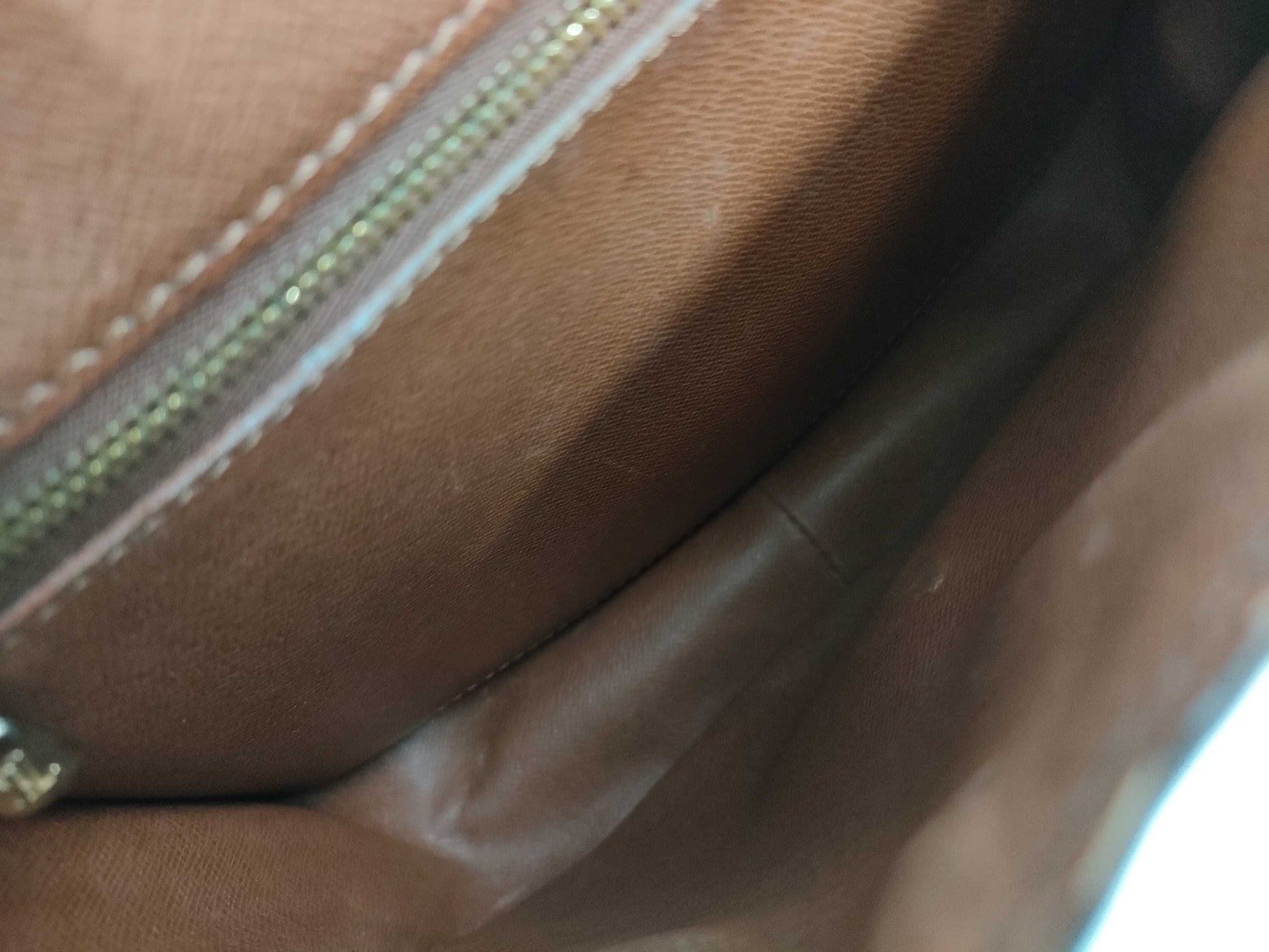 LOUIS VUITTON Monogram M51242 Saint-Cloud Shoulder Bag 