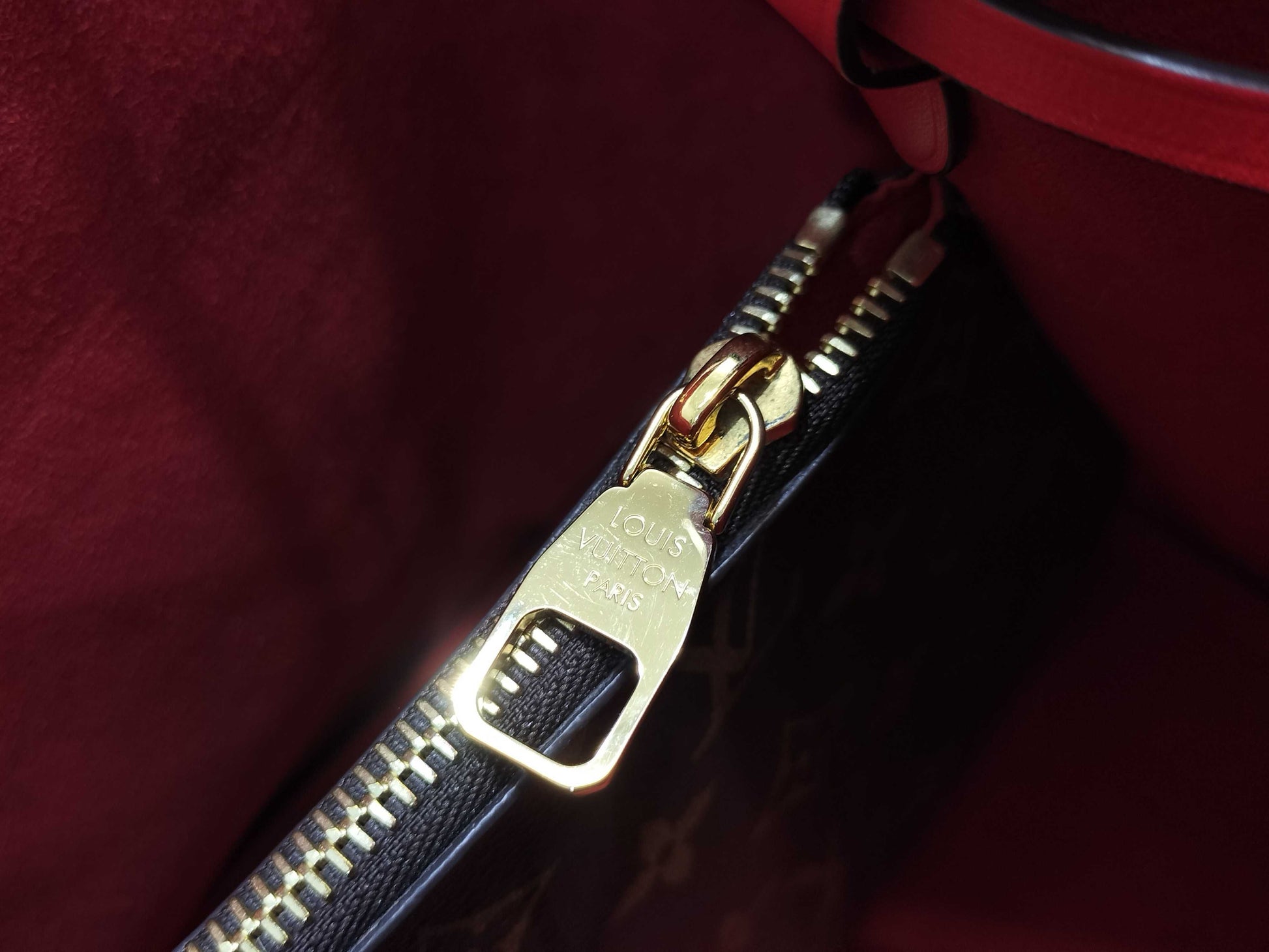 LOUIS VUITTON RFID Verified Monogram NeoNoe Coquelicot/IC Chip Shoulder Bag