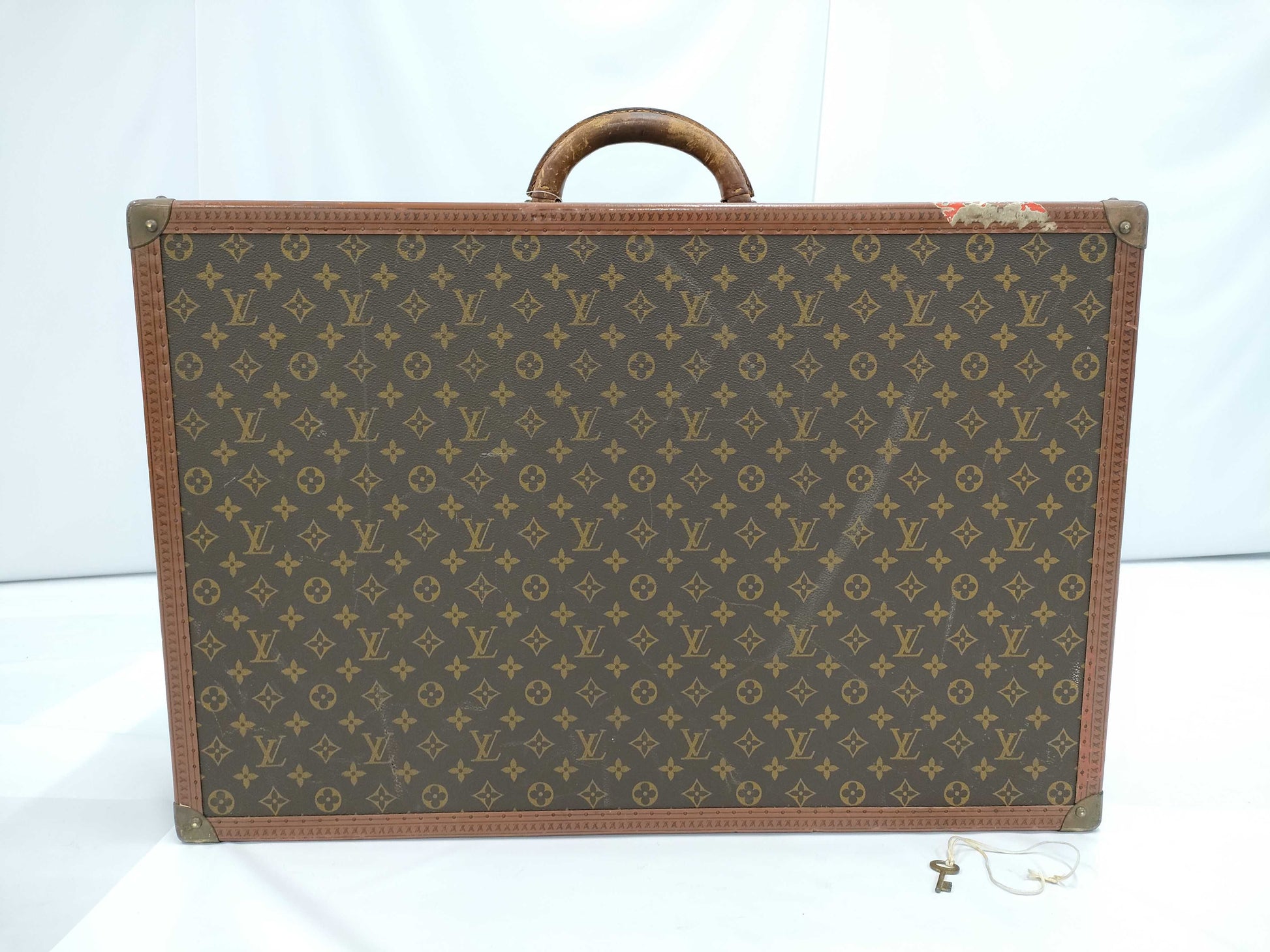 LOUIS VUITTON Monogram M21324 Visten 70 Bag