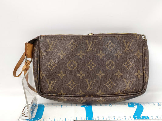 LOUIS VUITTON Monogram M40712 Pochette Accessoires Handbag