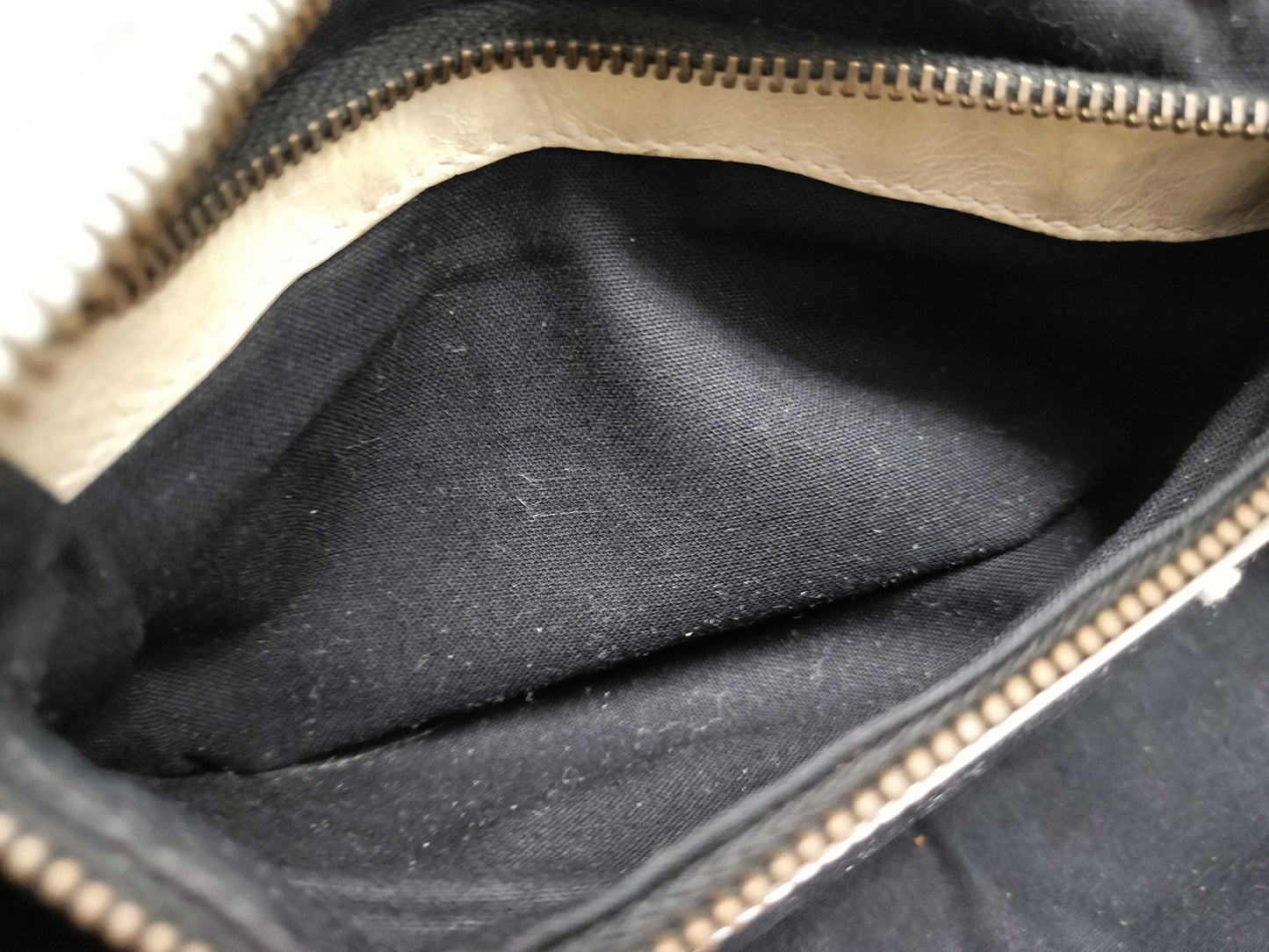 BALENCIAGA The Giant City 115748 White Shoulder Bag