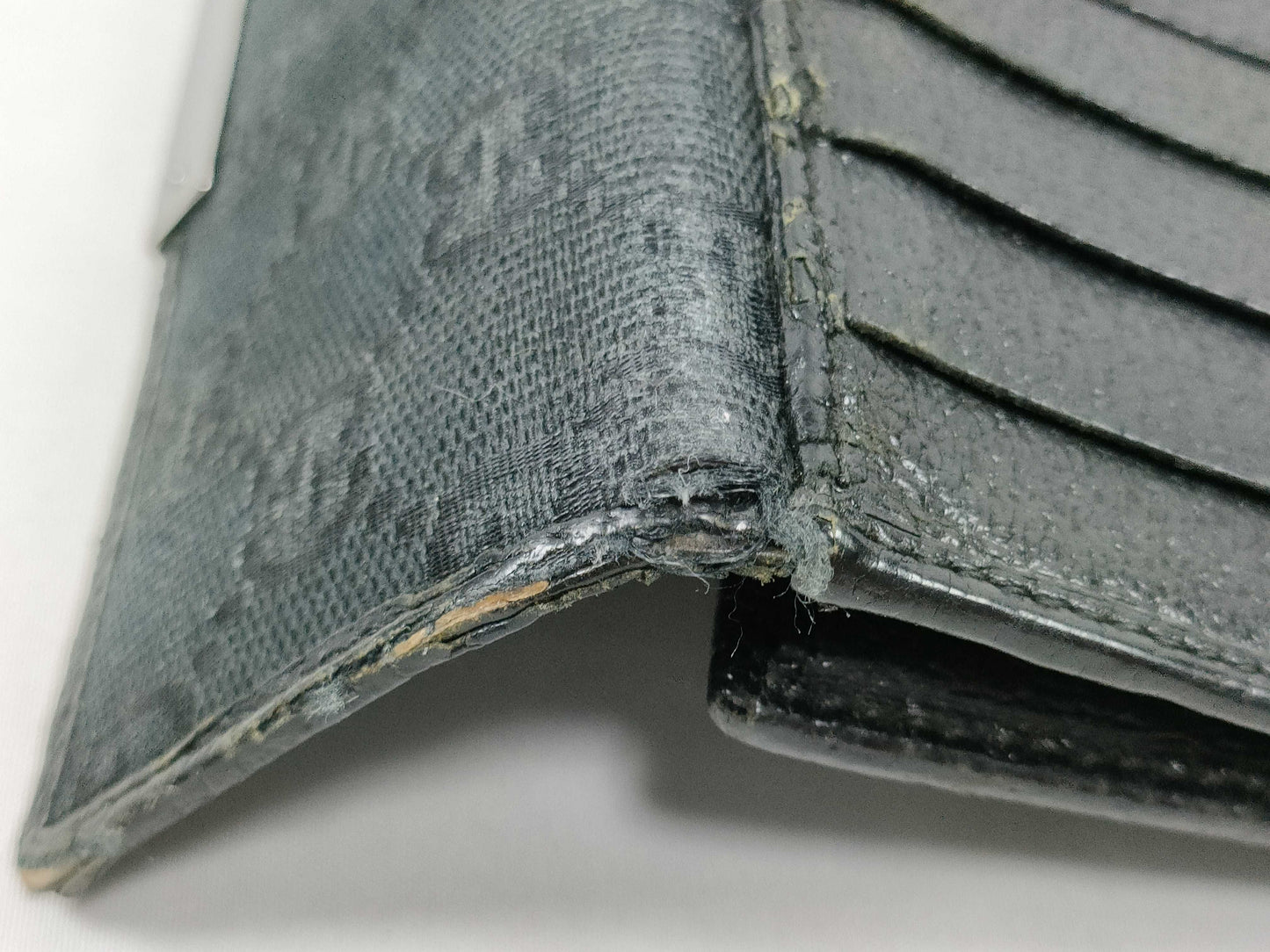 GUCCI wallet / Ferragamo leather billfold / Jimmy Choo wallet