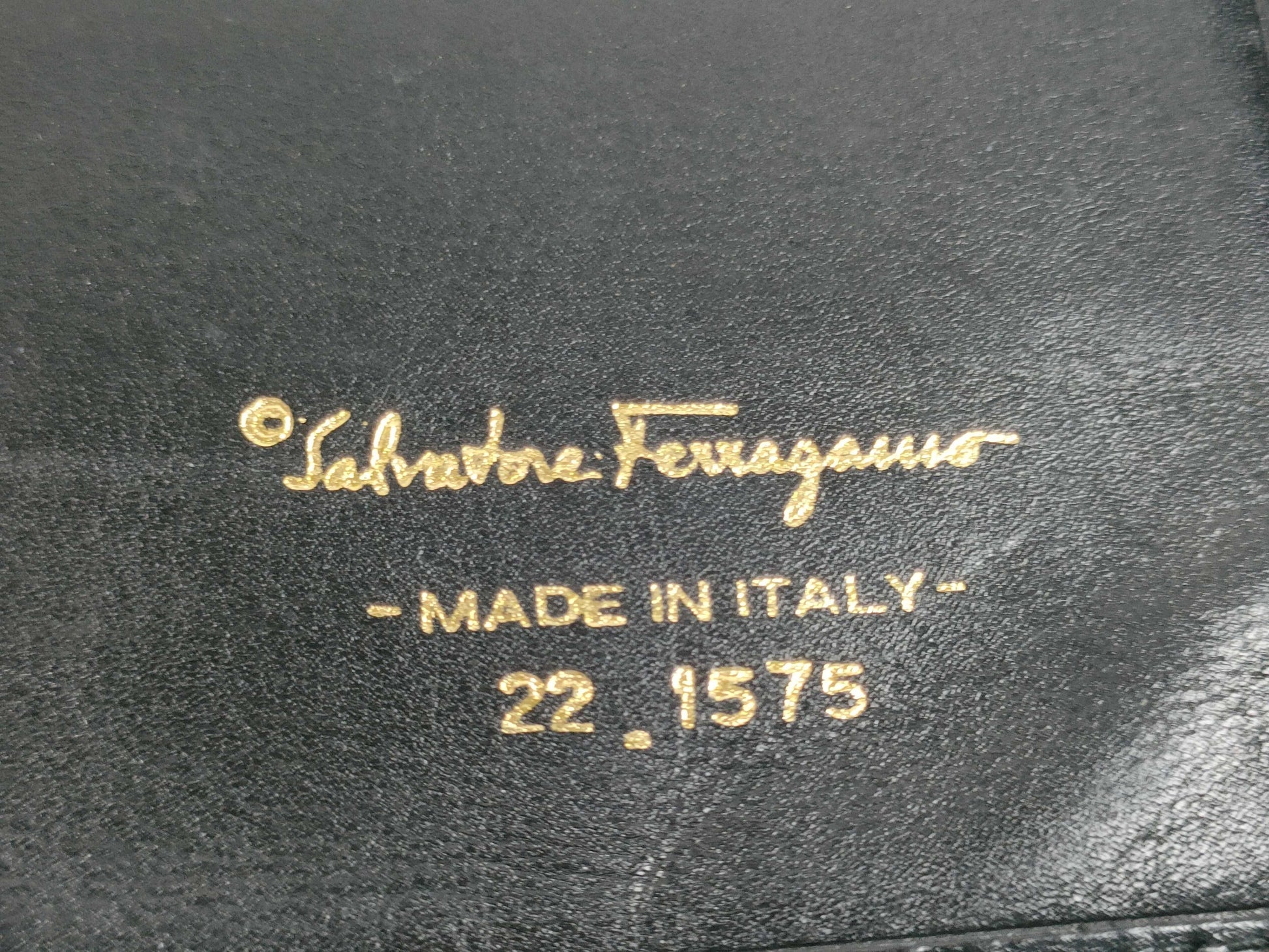 GUCCI wallet / Ferragamo leather billfold / Jimmy Choo wallet