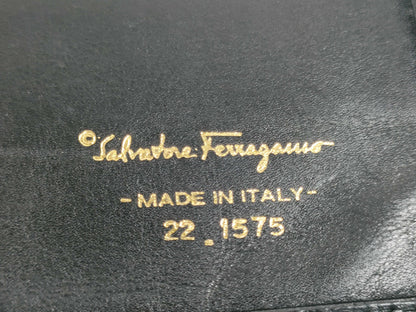 GUCCI wallet / Ferragamo leather billfold / Jimmy Choo wallet
