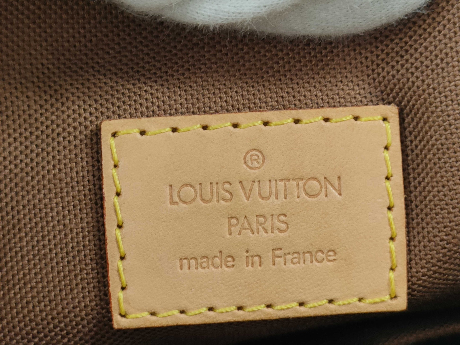 LOUIS VUITTON VI0055 Monogram M51153 Batignolles Vertical Shoulder Bag