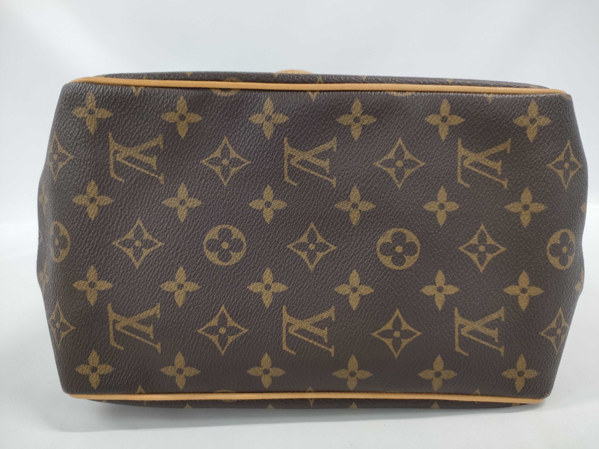 LOUIS VUITTON VI0055 Monogram M51153 Batignolles Vertical Shoulder Bag