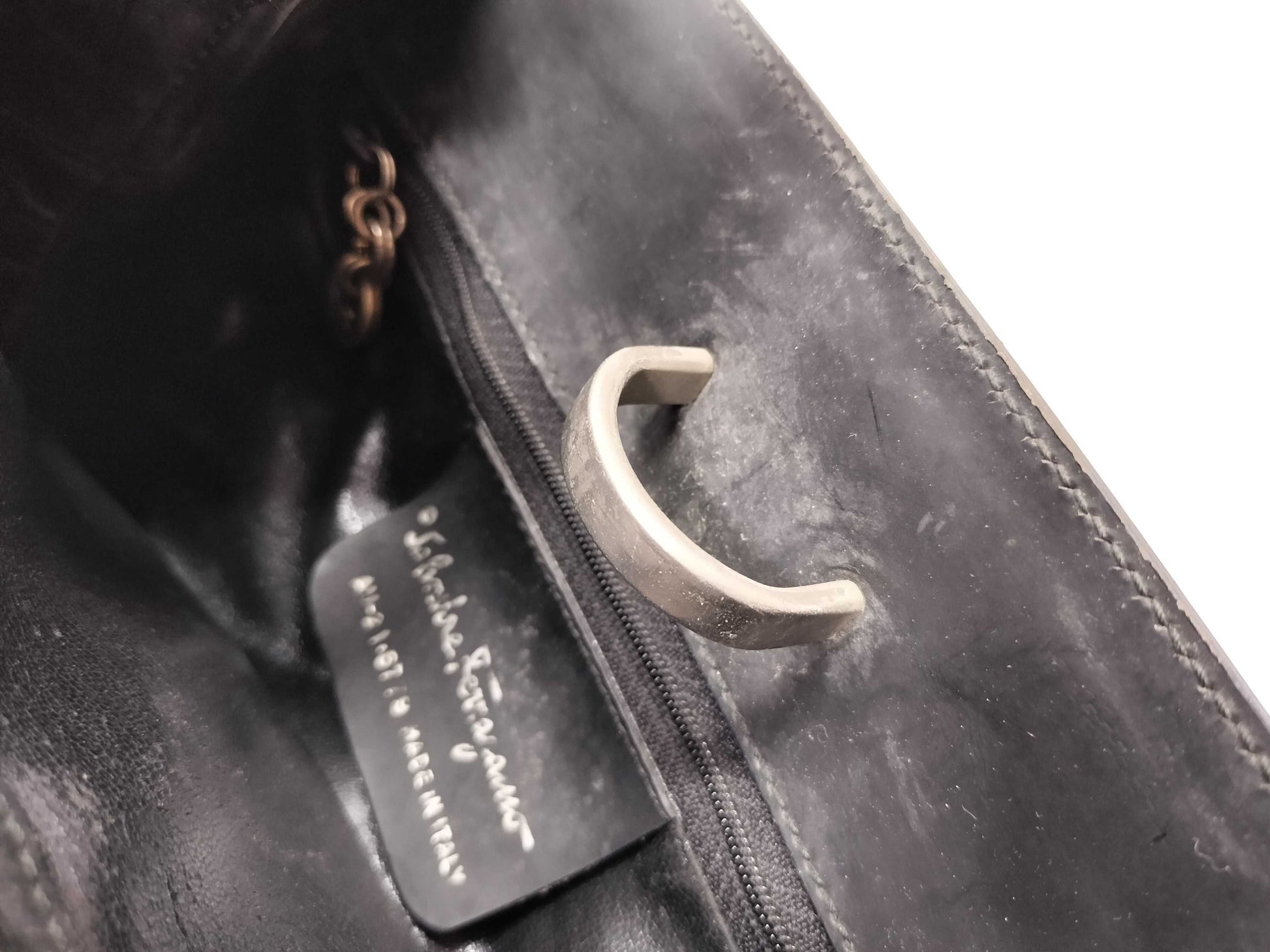 COACH 25137 / Signature F15067 / Ferragamo One-Shoulder / ZARA Backpack Tote Bag