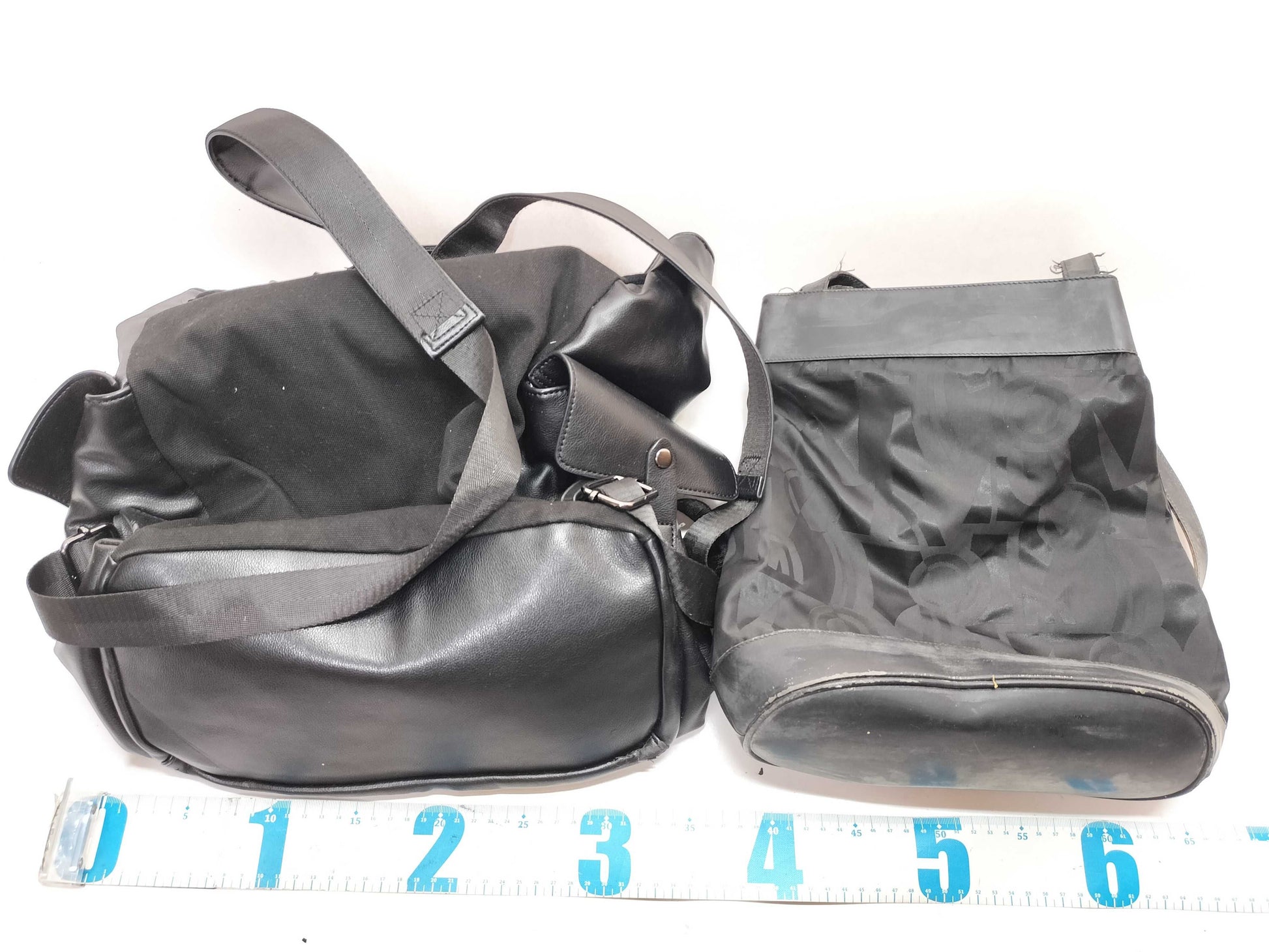 COACH 25137 / Signature F15067 / Ferragamo One-Shoulder / ZARA Backpack Tote Bag