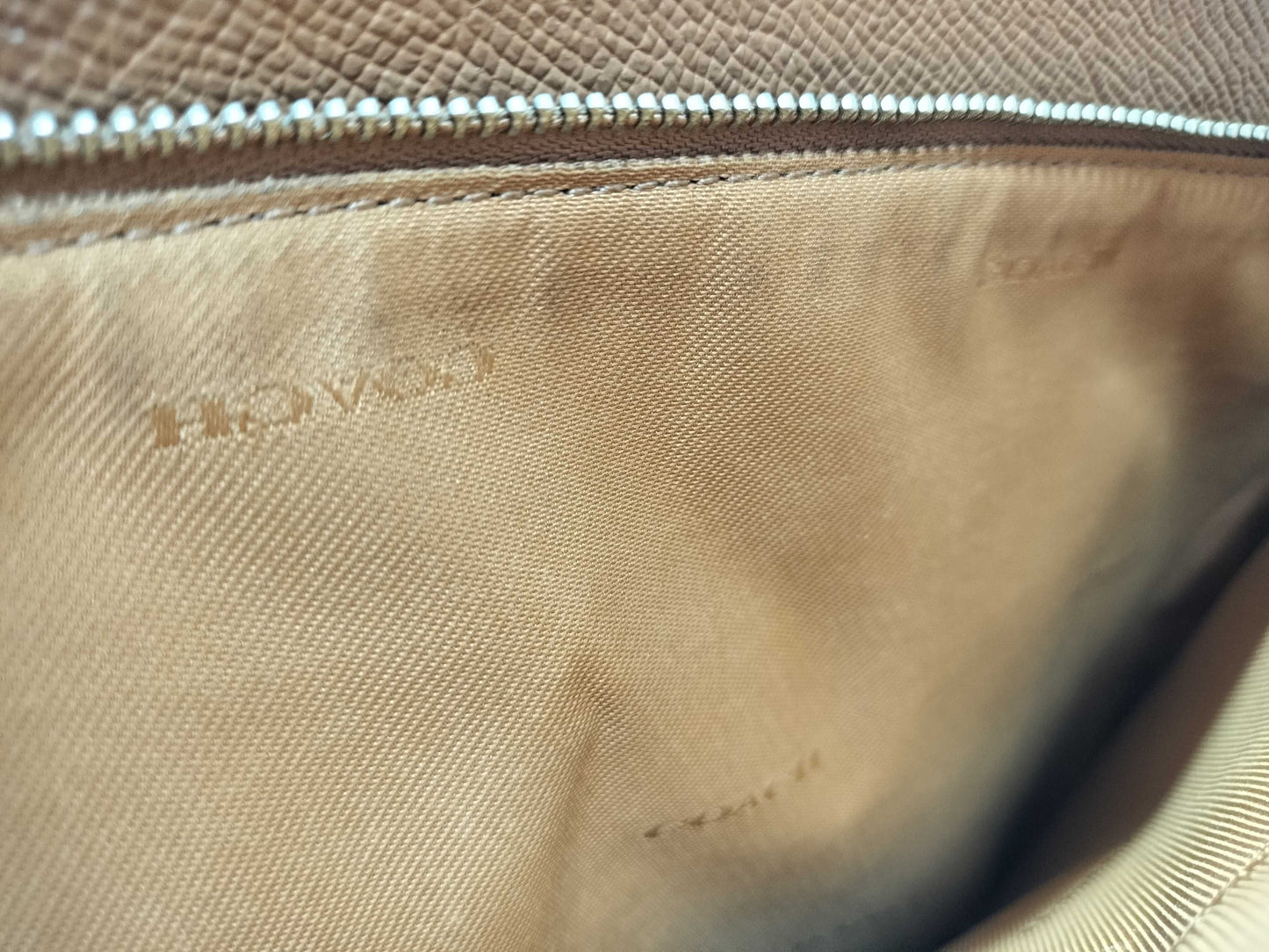 COACH 25137 / Signature F15067 / Ferragamo One-Shoulder / ZARA Backpack Tote Bag
