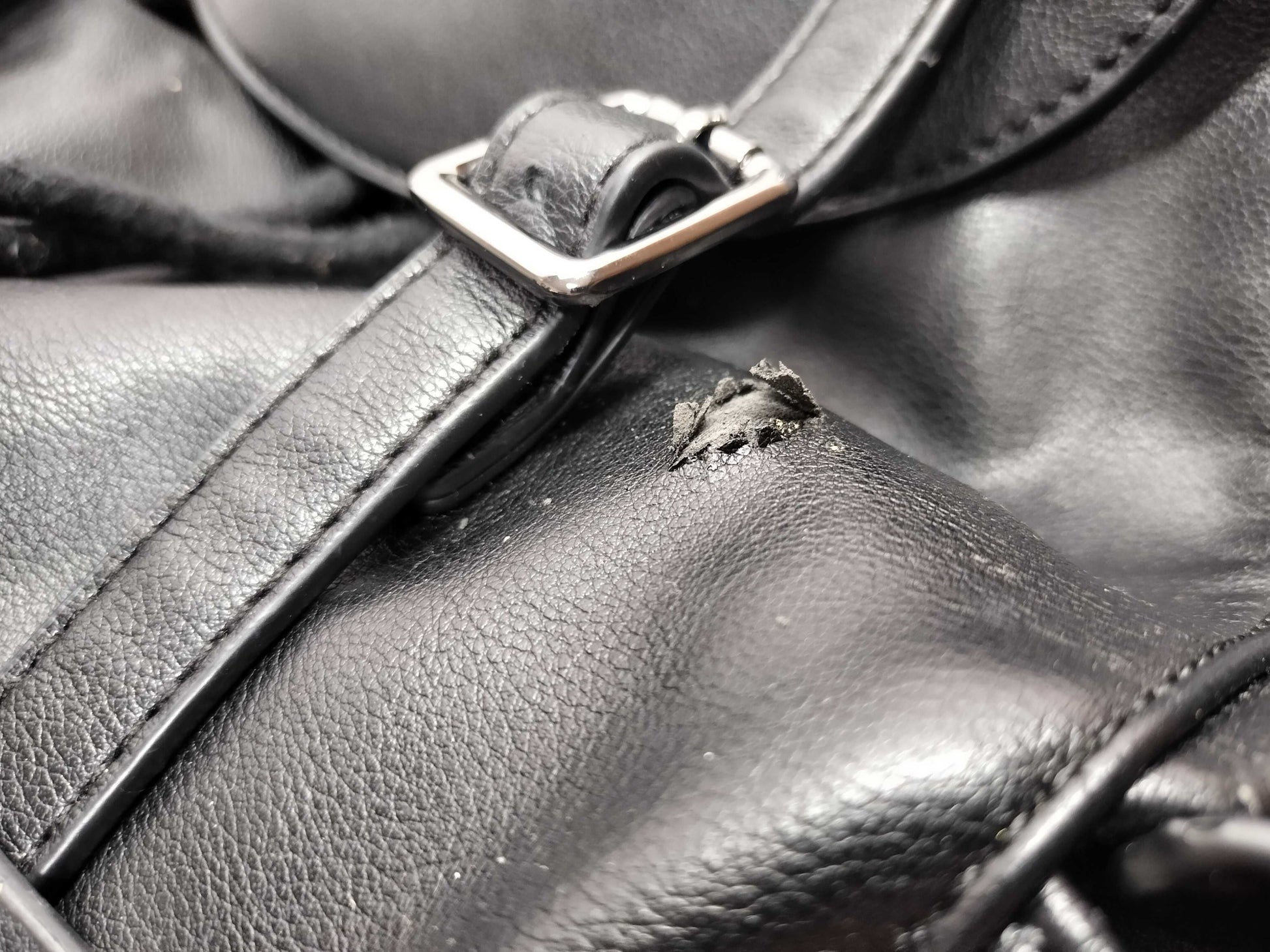 COACH 25137 / Signature F15067 / Ferragamo One-Shoulder / ZARA Backpack Tote Bag