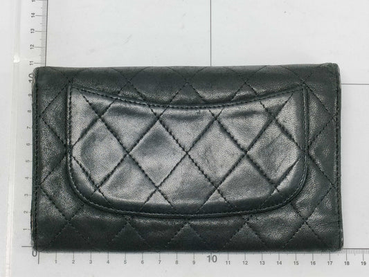 CHANEL Matelasse Lambskin Wallet