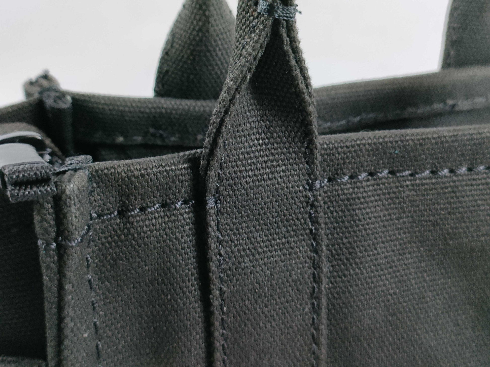 MARC JACOBS The Tote Nano Handbag