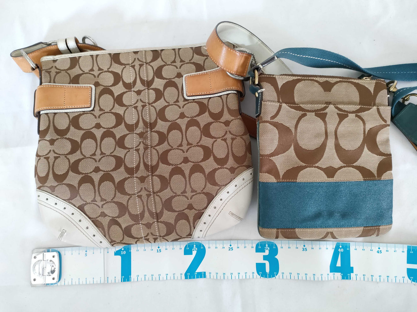 COACH Signature 10,129/F57521/1487 Shoulder Bag